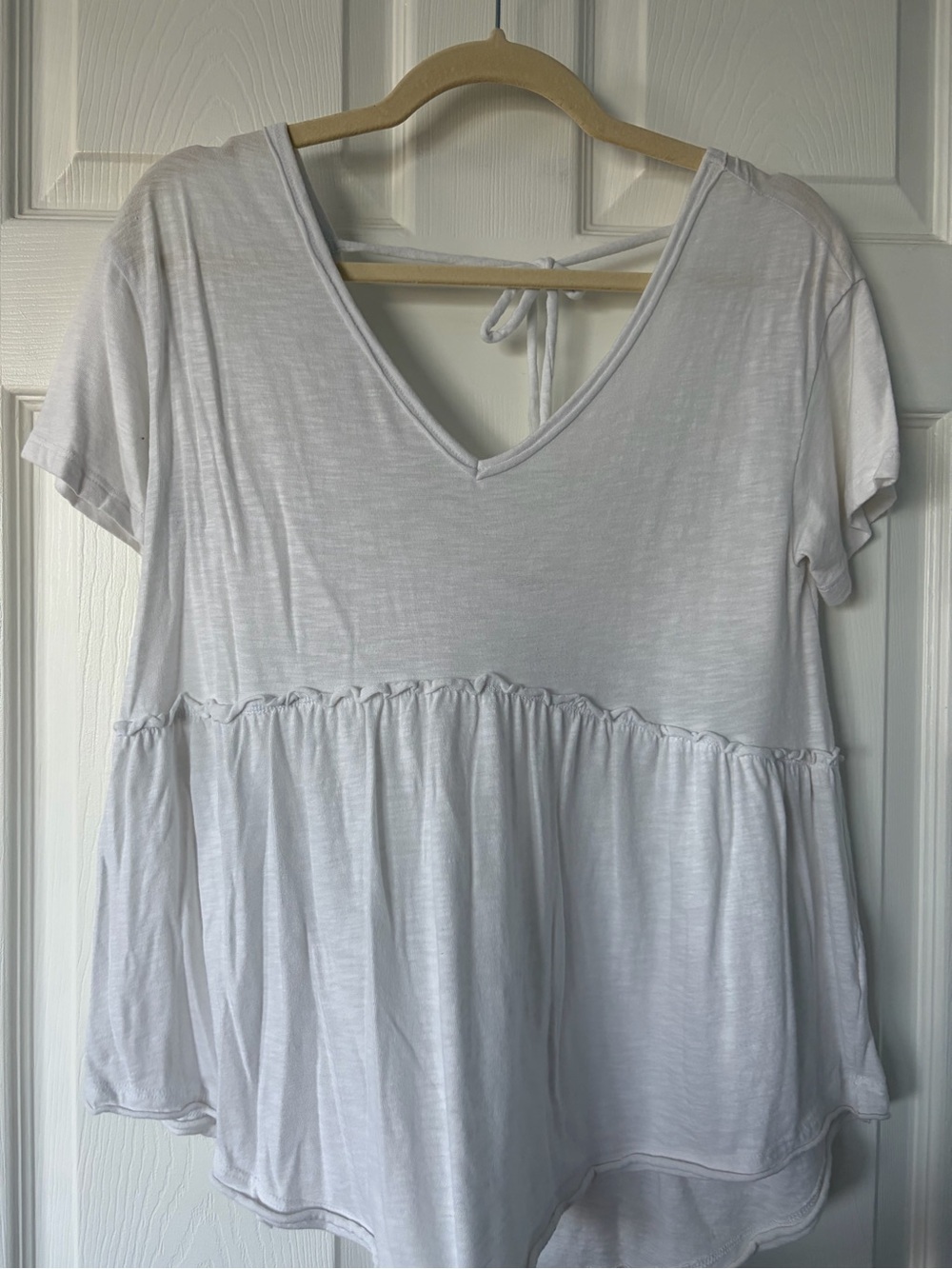SO White V-Neck Peplum Tunic